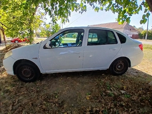 Renault Symbol 2010 - imagine 5