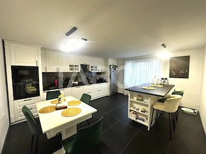 Casa individuala de vanzare cu 2 fronturi stradale zona Tiglari Sibiu - imagine 2