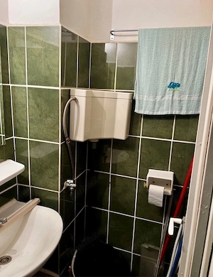 Apartament 2 Camere Decomandat 2 Băi Centrala Proprie Etaj 1 Zona Steaua Shopping City  - imagine 5