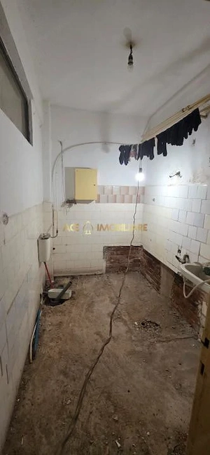 2 Camere de vanzare | Stefan cel Mare| 0% Comision | Necesita Renovare - imagine 4