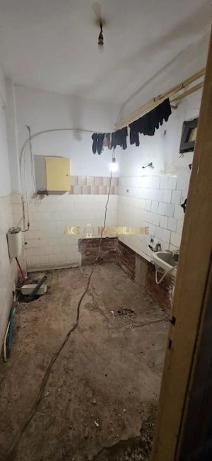 2 Camere de vanzare | Stefan cel Mare| 0% Comision | Necesita Renovare - imagine 5