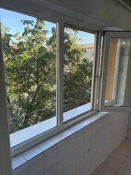 Ocazie!! Apartament 2 camere decomandat etaj 3  zona Soarelui  langa Scoala 30 - imagine 7