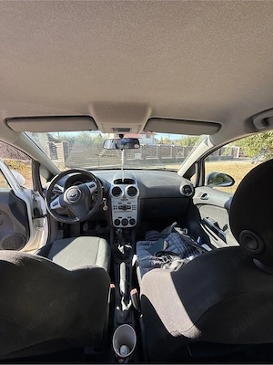 Opel Corsa D 1.0 Benzină   2013   5 Uși   187.900 km - imagine 2