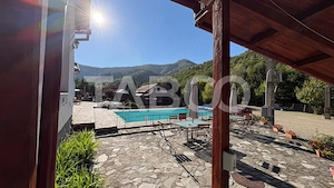 Pensiune de vanzare 36 camere restaurant terasa piscina in Rasinari - imagine 3
