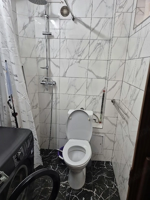 Proprietar inchiriez garsoniera Lipovei - imagine 6