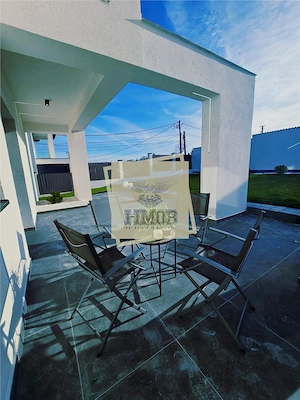 Casa moderna 5 camere 2 bai teren 498 mp 4 parcari 10 km de Sibiu - imagine 2