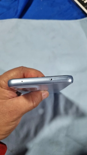 samsung a33 5g cu urme de burn pe ecran