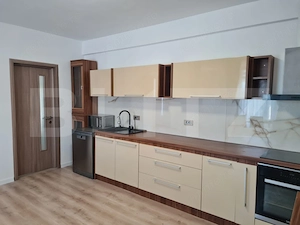 Apartament 2 camere mobilat, terasa 22 mp, zona Valea Chintaului