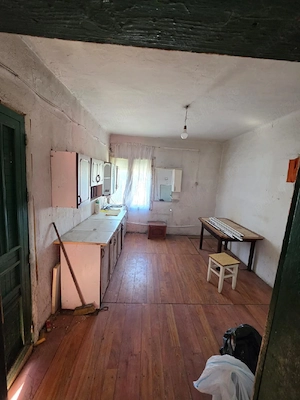 Vand casa cu gradina, Strada Mierlei 19 - imagine 2