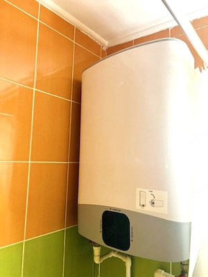  Închiriez Garsonieră modernă, metrou Favorit, parcare inclusă, Drumul Taberei - imagine 7