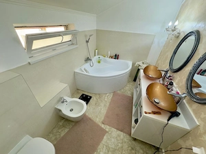 Casa cu garaj. BRAYTIM. Disponibila imediat, mobilata si utilata ! - imagine 18