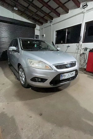 Ford focus berlină cu haion.2008 - imagine 8