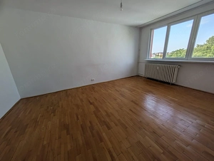 Vanzare Apartament 4 camere, 81 mp, balcon, bloc reabilitat, Rahova