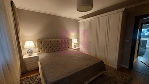 Vand apartament 3 camere Bd Libertatii - imagine 2