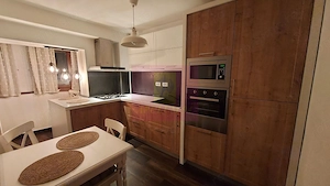 Vand apartament 3 camere Bd Libertatii - imagine 8