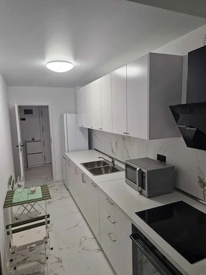 Piata Sudului-Sun Royal | 2 camere | decomandat | metrou | mall  - imagine 7