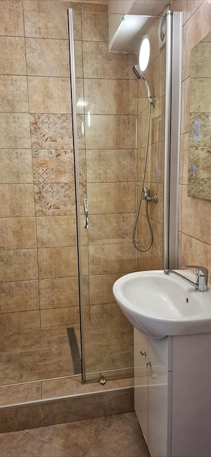 Cazare apartament 2 camere Alba Iulia Carolina până la 4 persoane - imagine 5