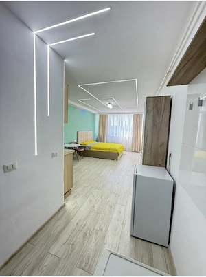 Garsoniera Ultracent,regim hotelier - imagine 2