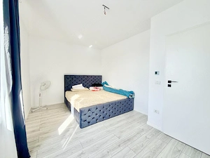 Duplex cu panouri fotovoltaice | 4 camere, complet mobilat, Bucovat - imagine 11