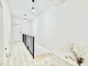 Duplex cu panouri fotovoltaice | 4 camere, complet mobilat, Bucovat - imagine 18