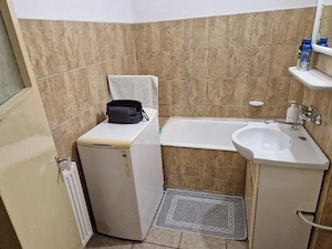 Ap. de închiriat Bdul. Bucuresti 2  cam. decomandat