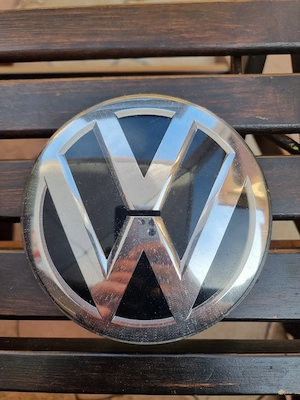 Emblema frontal WOLSWAGEN  original 