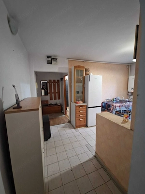 Apartament cu 3 camere decomandate   70 mp | Spațios, mobilat și utilat - imagine 6