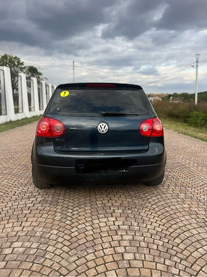 Vând golf 5 1.6 FSI  - imagine 3