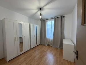 Inchiriez apartament de 3 camere, zona Politehnica, metrou, troleibuz, tramvai, parc, mall - imagine 6