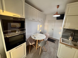 Apartament 3 camere, 75 mp, zona Ultracentrală - imagine 9