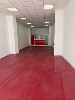 Inchiriez Spatiu Comercial in centrul Turzii