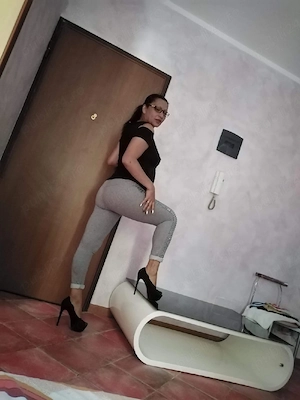 Buna sunt yza doamna finuta 40 de ani
