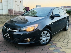 Opel Astra J Hatchback 1.6 Benzina 120 Cp Euro 6 Cutie Manuala 146000 KM Inmatriculat Ro