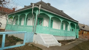 Casa cu anexa, gradina si teren extravilan Vulturesti, Jud Suceava