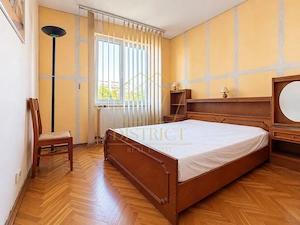 Apartament 3 camere de vanzare, decomandat, 2 bai, zona Circumvalatiunii - imagine 3