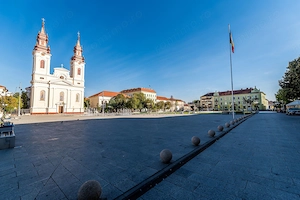 Apartament pe două nivele în Piața Catedralei, Arad. - imagine 11