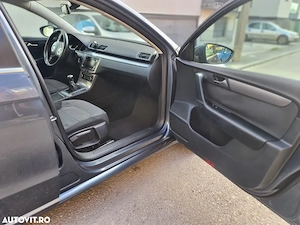 Volkswagen Passat B7 2.0 TDI 140 CP 150K KM- 2011 Alltrack - imagine 3