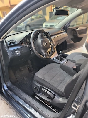 Volkswagen Passat B7 2.0 TDI 140 CP 150K KM- 2011 Alltrack - imagine 2