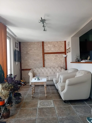 Casă cu 3 camere zona Gusterița