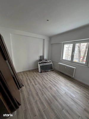 Vanzare 3 camere decomandat | etaj 1 aleea Sinaia Colentina