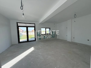Duplex spatios Mosnita Noua