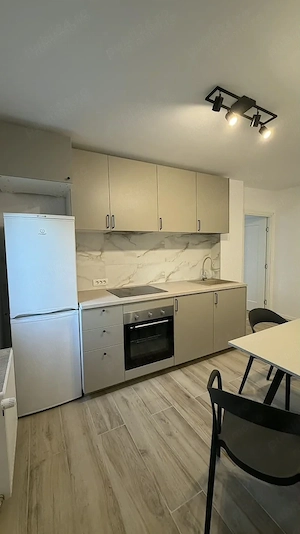 Apartament de inchiriat, 3 camere, zona Iulius Mall - imagine 4