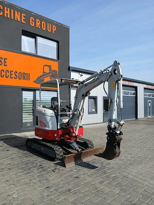 Miniexcavator Takeuchi 2500 kg an 2022 - imagine 3