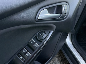 Ford Focus Titanium Facelift 04 2018, TDCI 120cp Euro 6, Navigatie, Dublu Climatronic,Camera,Senzori - imagine 12