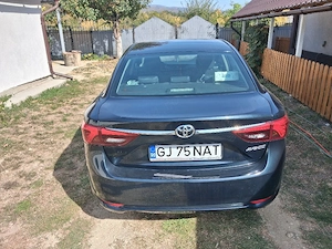 Toyota Avensis sedan 2017 - imagine 2