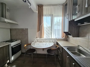 Casa cu doua apartamente,zona Gradiste - imagine 4