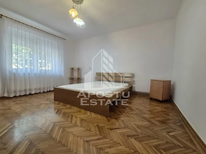 Casa cu doua apartamente,zona Gradiste - imagine 3