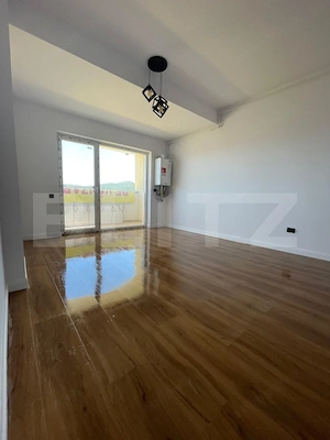 Apartament cu 2 camere, 45 mp, zona Floresti - imagine 3