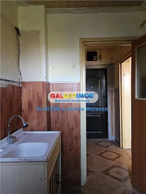 Vanzare apartament 3 camere semidecomandat Targoviste Micro 6 - imagine 15
