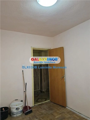 Vanzare apartament 3 camere semidecomandat Targoviste Micro 6 - imagine 19